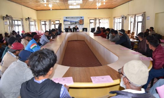 Tourism Dept., SBI RSETI Hold Skill & Entrepreneurship Camp in Drass; Youth, Homestay Owners Oriented on Registration and Training Opportunities.