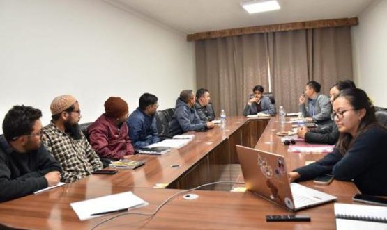 Deputy Commissioner, Nubra, Mukul Beniwal IAS, chaired a meeting to review the overall status of ongoing power infrastructure projects in Nubra district.
