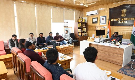 DC Kargil Reviews Entrepreneurship Initiatives; Stresses Promotion of Indigenous Products.