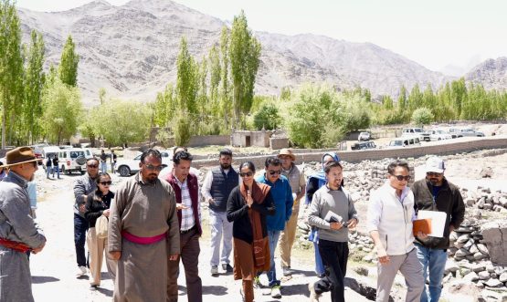 Administrative Secretary RDD visits Stok Model Village, reviews Development and Beautification Plans.
