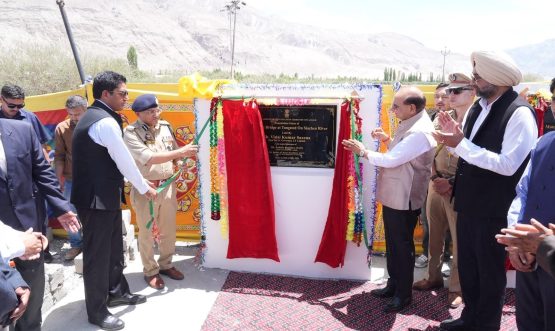 L-G VK Saxena lays foundation stones of Burma–Sumoor and Tongsted motorable bridges during maiden visit to Nubra.