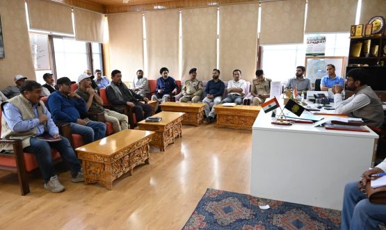 DC Kargil Reviews Arrangements for Upcoming Chehlum-e-Hussaini Observation.