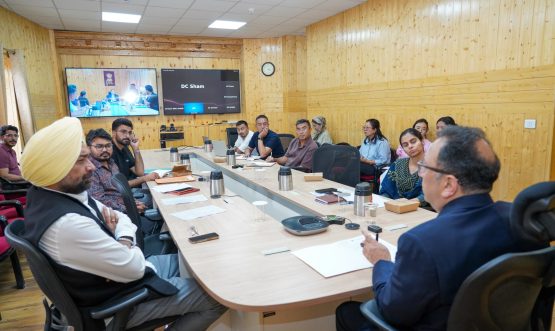 Chief Secretary reviews Functioning of Solid Resource Management Centres across UT Ladakh, Calls for Institutional Reforms and Standardised Waste Management System.