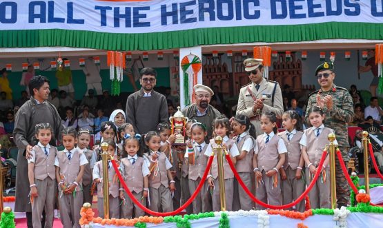 CEC Kargil Hoists National Flag, Highlights Vision 2047 and Development Initiatives on 80th Independence Day.
