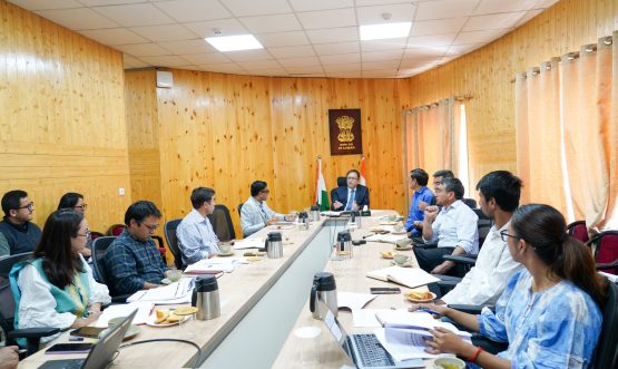 Chief Secretary reviews Amendments to Startup Policy Ladakh, Stresses Effective Implementation of Revised Support Framework.