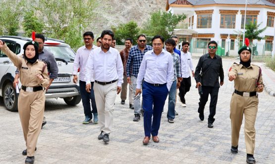 MP Ladakh Haji Hanifa Jan Visits Government Degree College Kargil