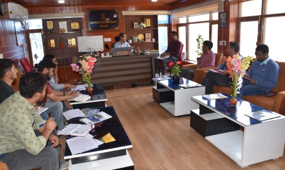 DC Drass Reviews Status of Drinking Water Tap Connections Under JJM; Directs Officials to Ensure Water Supply to Every Village.