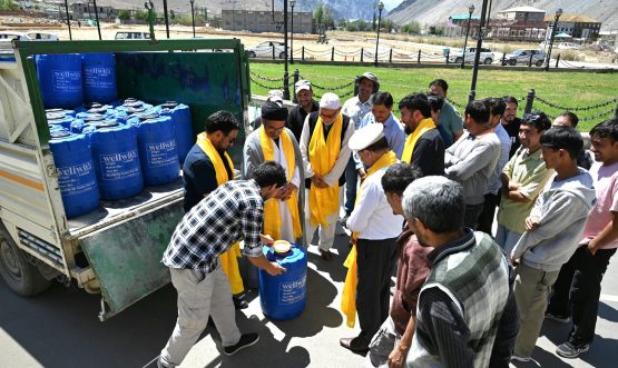 CEC Kargil Flags Off First Consignment of Sea Buckthorn Pulp to Delhi.