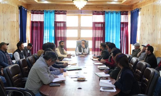 Chief Secretary Ashish Kundra holds meeting with District Officers in Zanskar.