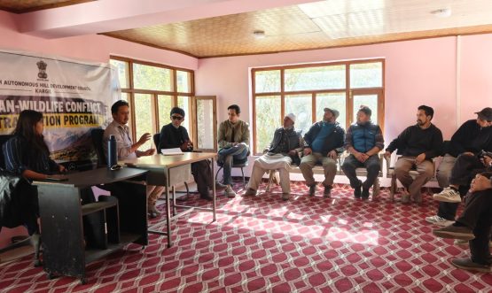 Department of Forest, Ecology and Environment Undertakes Participatory Planning to Address Human–Wildlife Conflict in Drass and Umba.