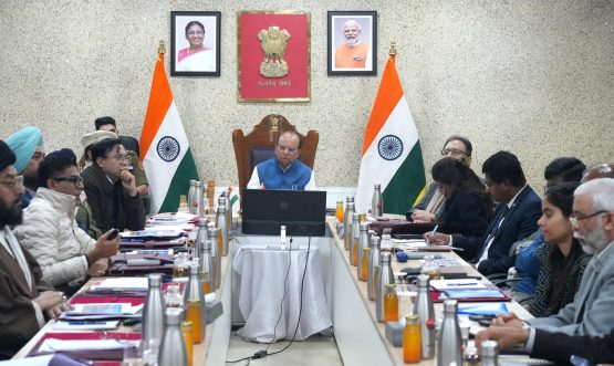 L-G VK Saxena chairs first meeting of Advisory Council.