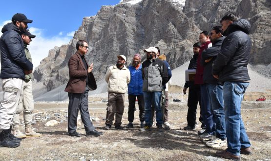 Deputy Commissioner Drass Conducts Inspections of Sites Proposed Under VVP-II Projects in Drass District.