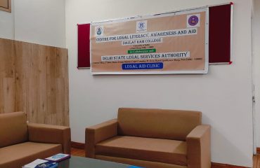 DSLSA, in collaboration with Daulat Ram College and Central DLSA inaugurated the newly established Legal Services Clinic at the premises of the College