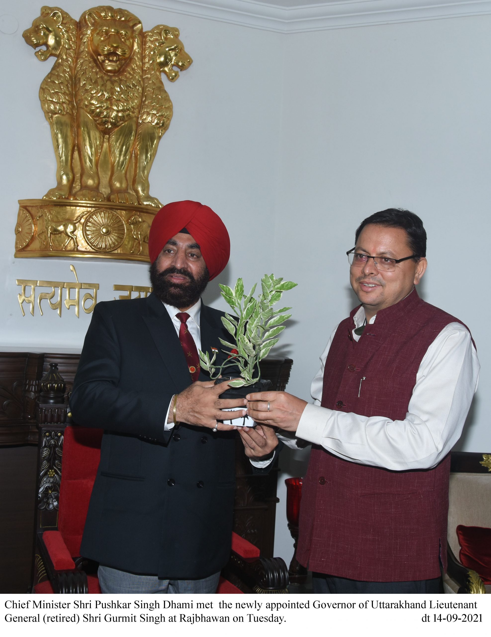 CM Shri Pushkar Singh Dhami met the newly appointed Governor of Uttarakhand Lt. Gen. (Retd.) Gurmeet Singh's at Rajbhawan