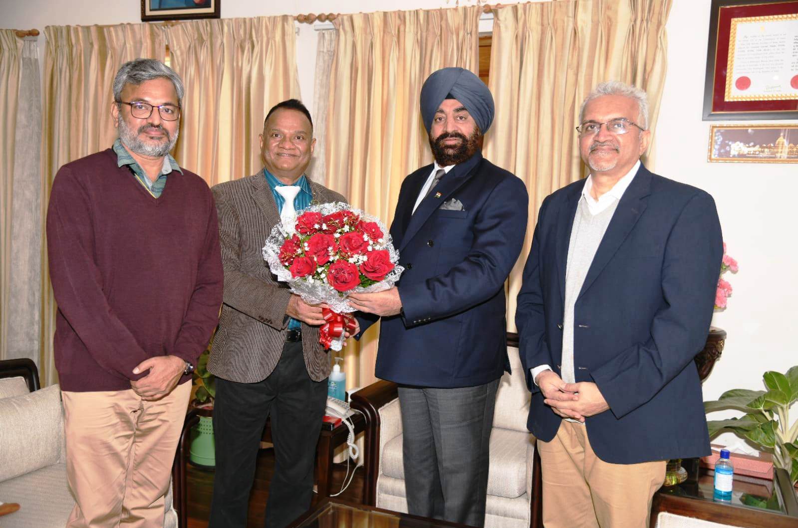 Governor took a meeting of the prison reform committee in Raj Bhawan.