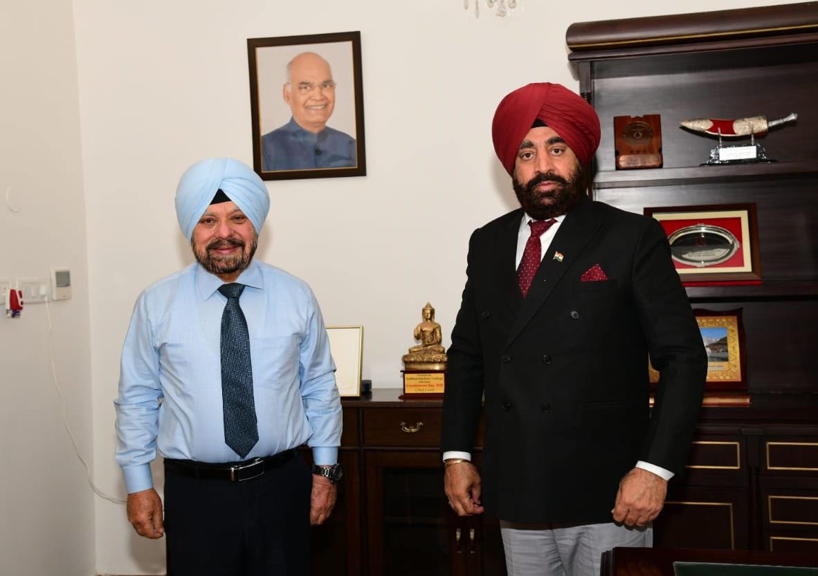 Brig. P P S Pahwa called on Governor Lieutenant General Gurmit Singh (Retd) at Rajbhawan on Thursday.