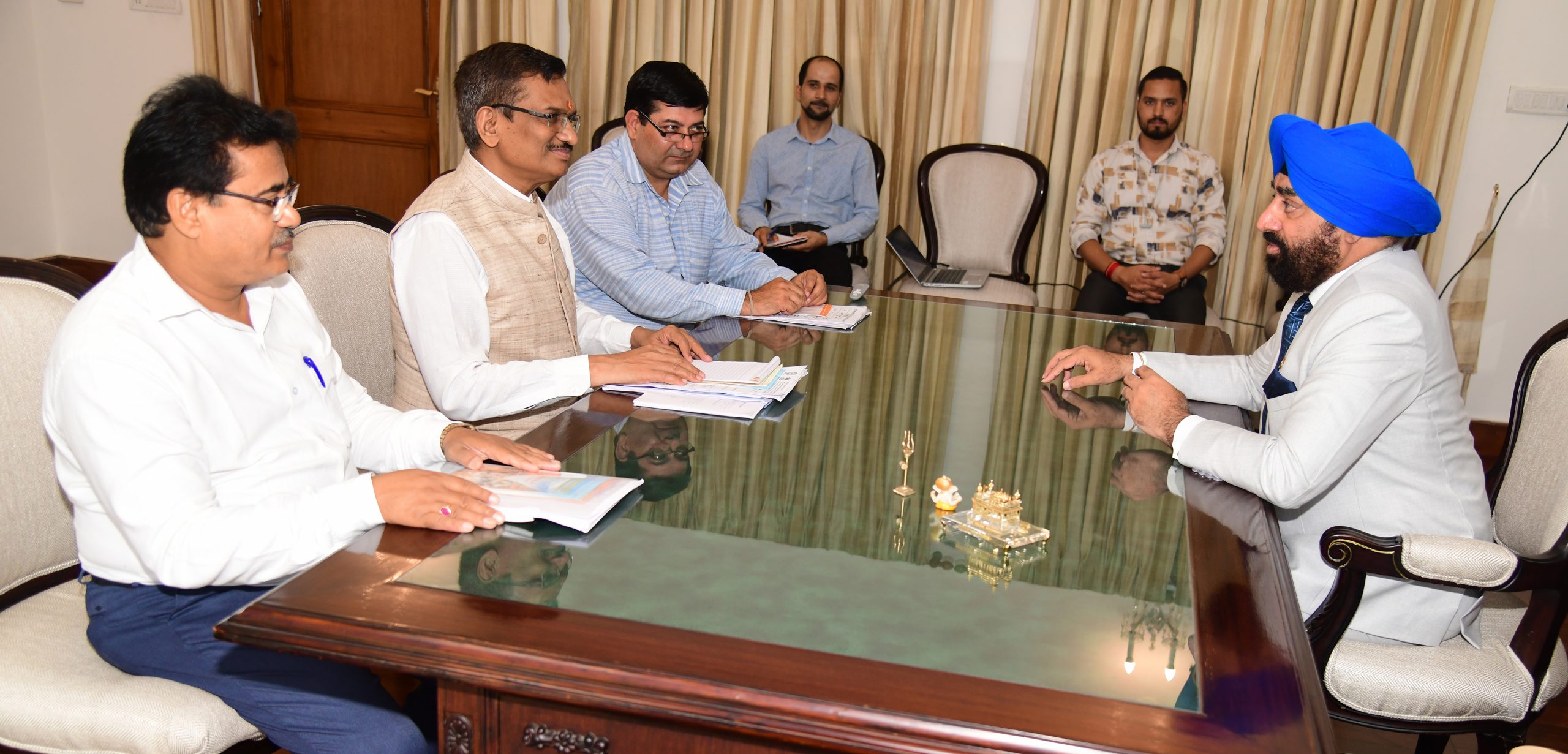 Khadi & Village Industries Commission Ram Narayan and other officials met the Governor.