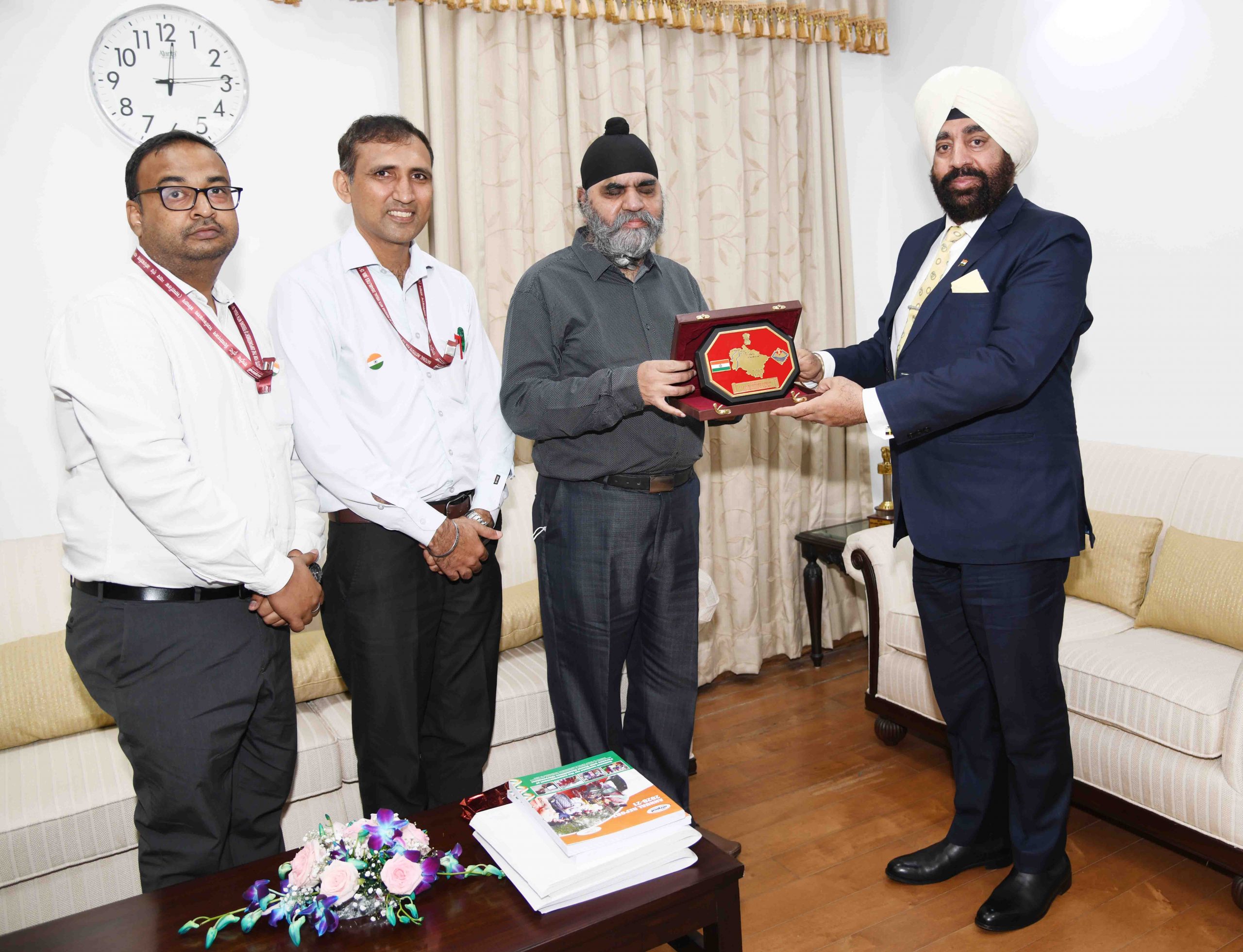 Shri Kamalveer Singh Jaggi, Deputy Director, NIEPVD paying a courtesy call on the Governor.
