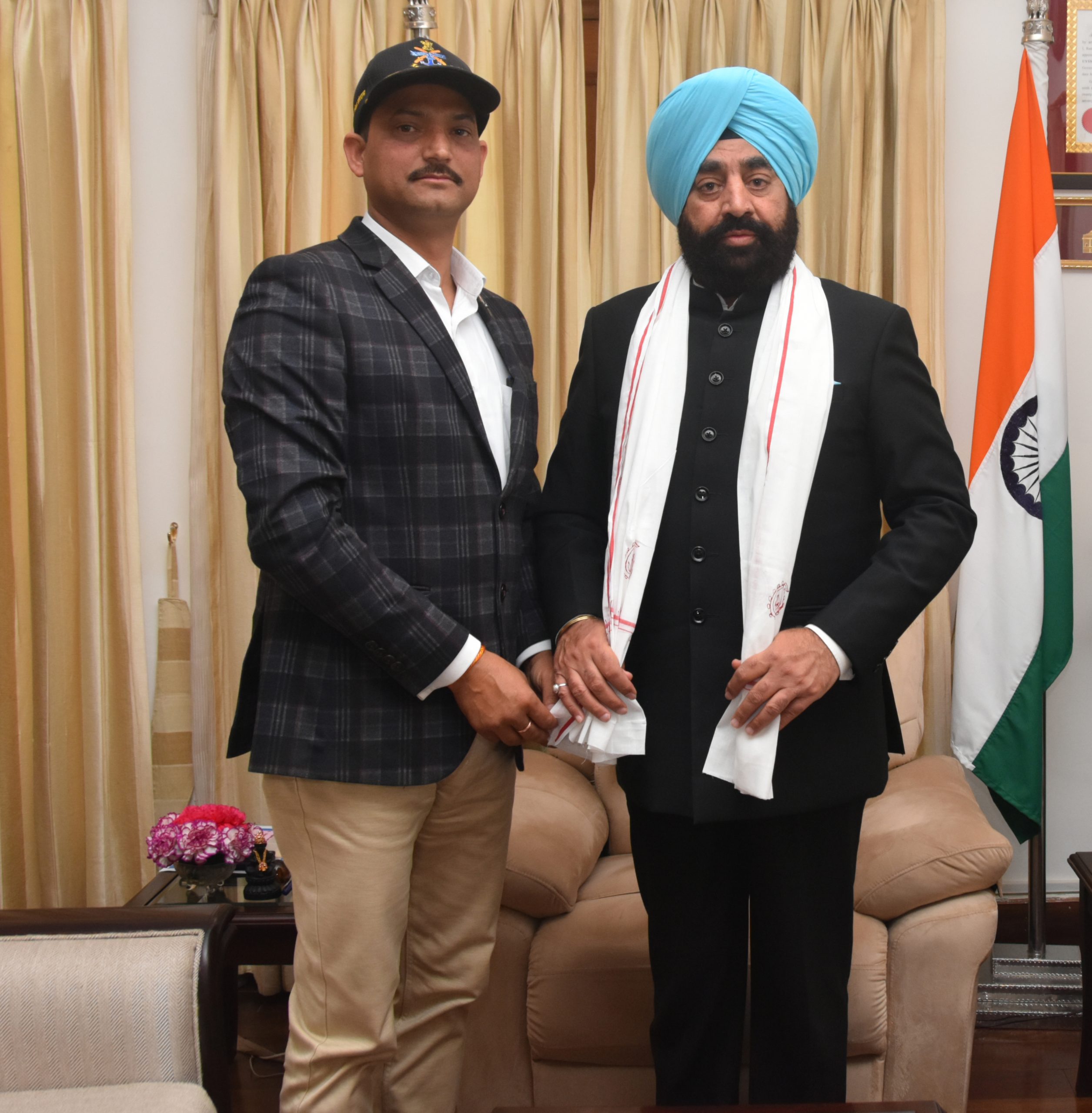 President of Pithoragarh ex-servicemen organization Lalit Kumar Singh pays a courtesy call on the Governor.