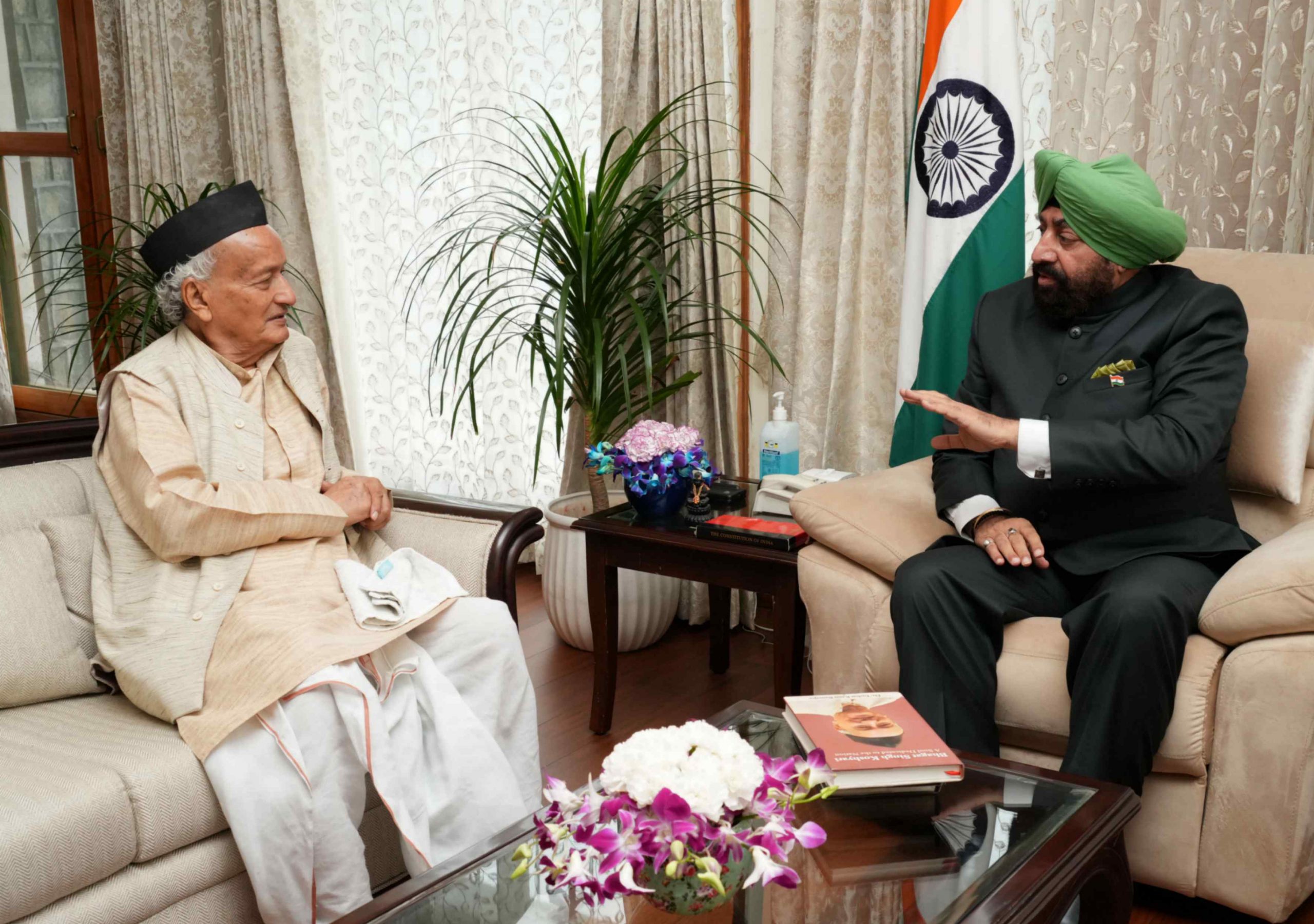 Former Governor of Maharashtra and former Chief Minister of Uttarakhand, Shri Bhagat Singh Koshyari paying a courtesy call on Governor Lt Gen Gurmit Singh (Retd).