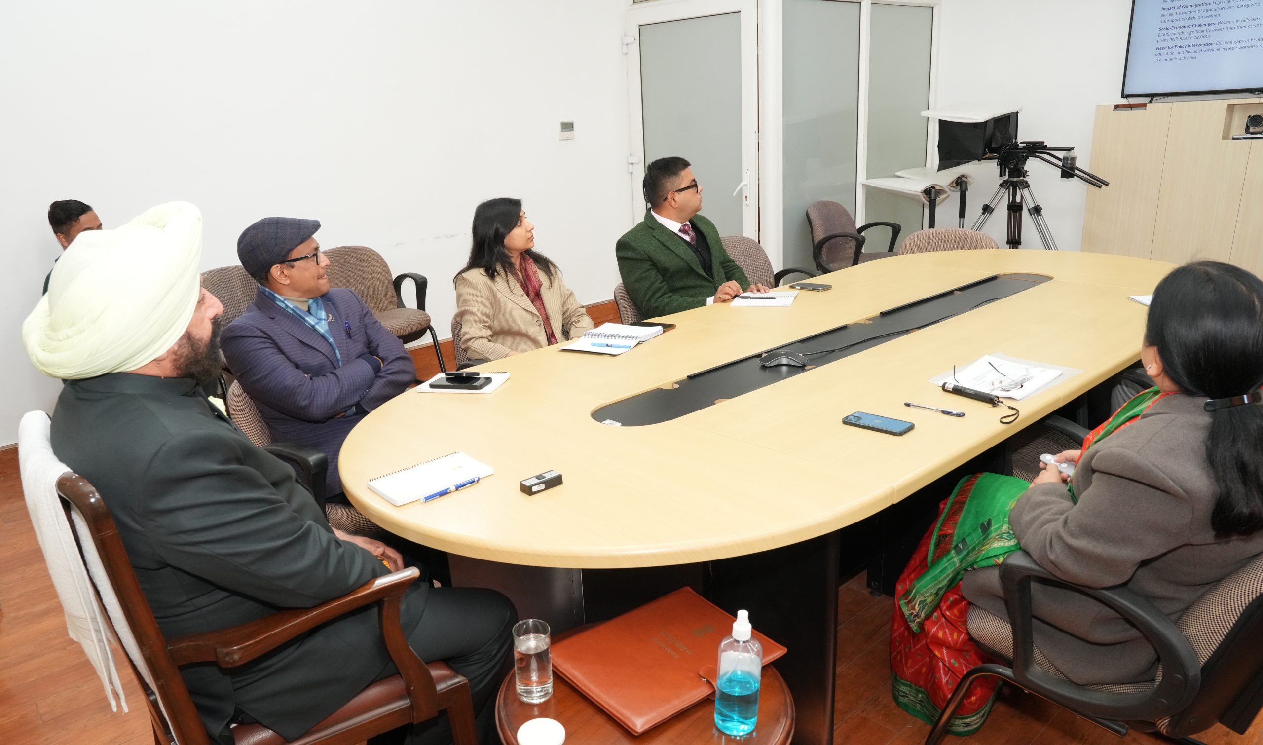 Governor reviewing the progress of research work under the "One University-One Research" scheme.