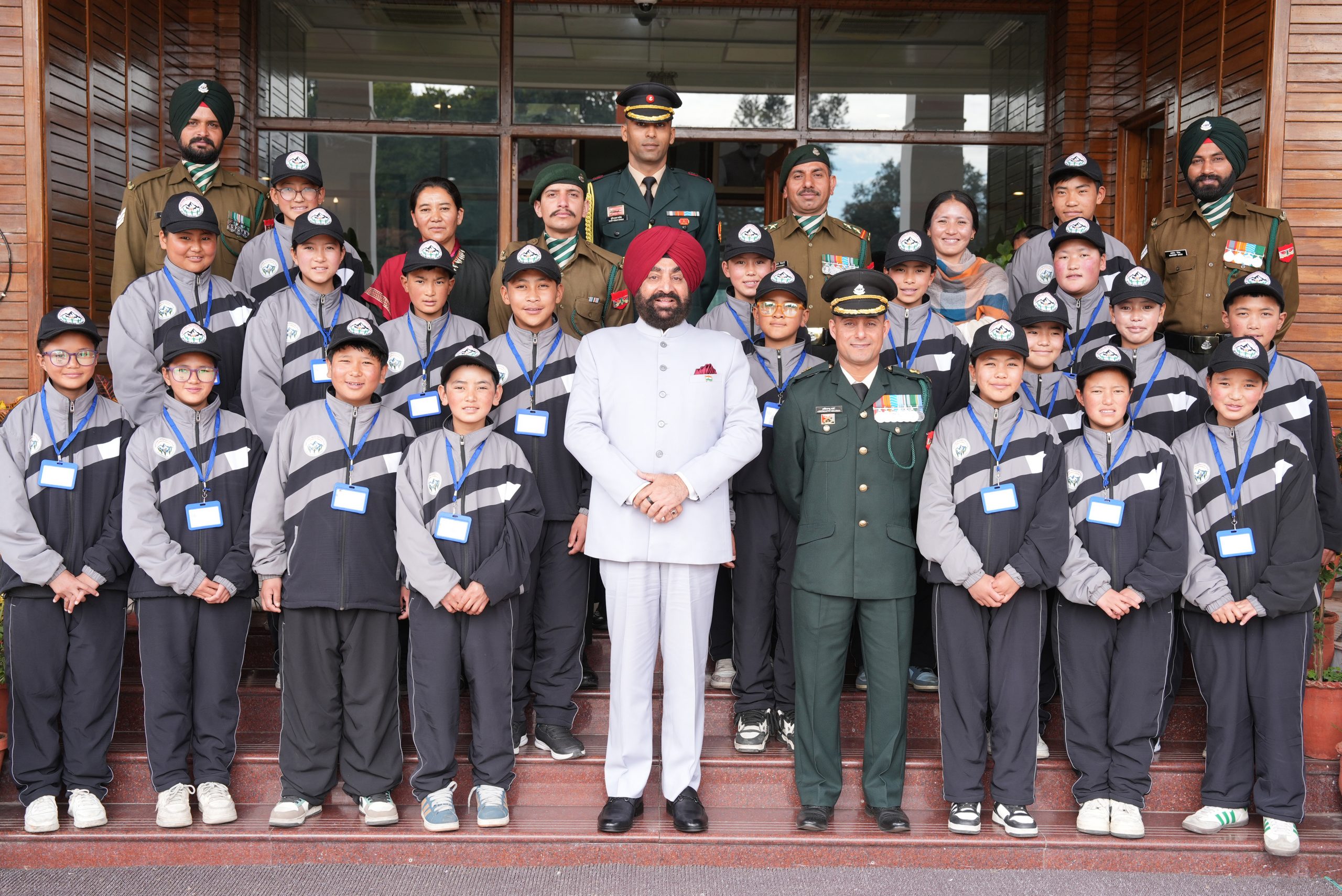 Governor interacting with students from Changthang region of Union Territory, Ladakh, who came on “National Unity Tour”.
