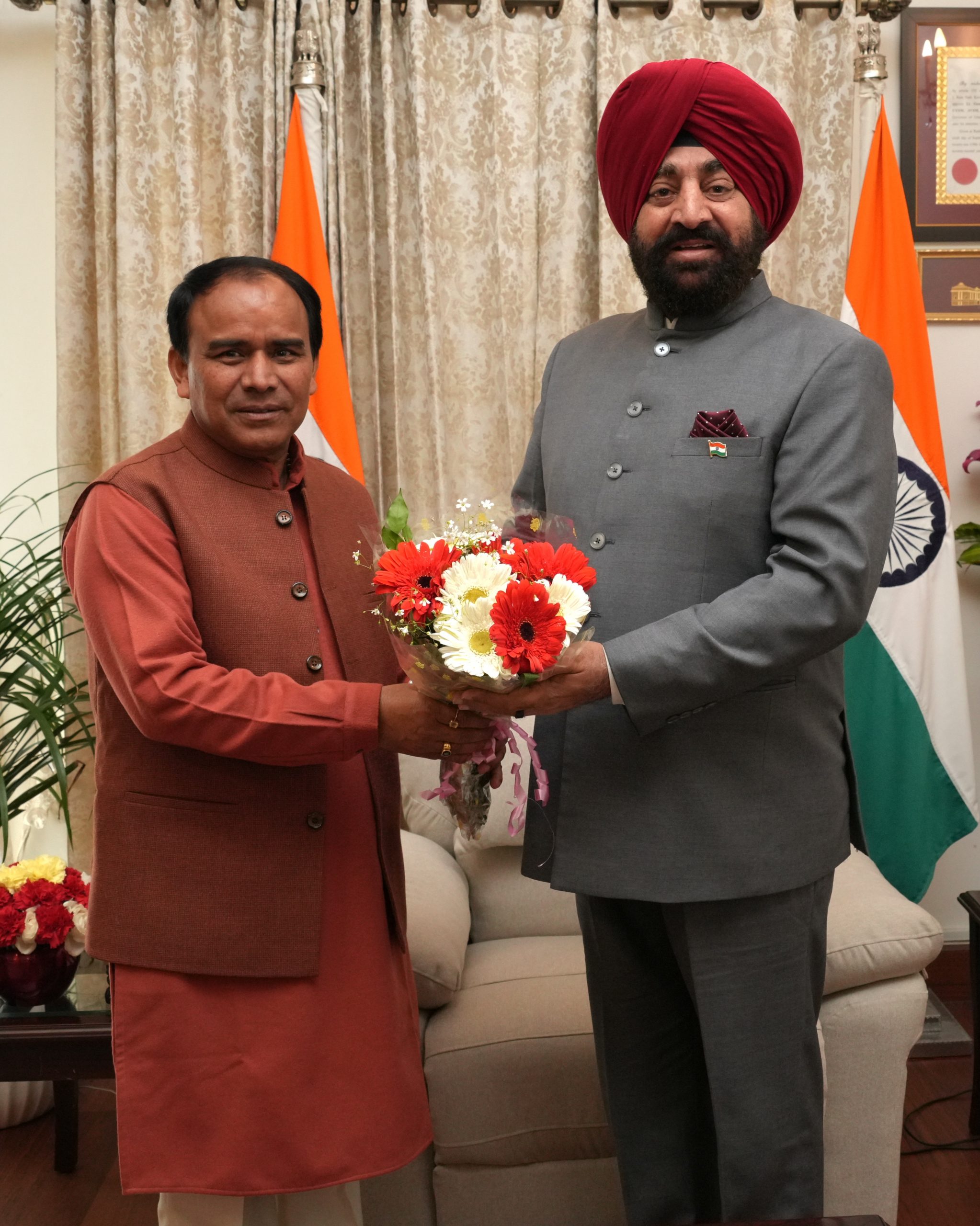 Health and Higher Education Minister Dr. Dhan Singh Rawat paying a courtesy call on the Governor.
