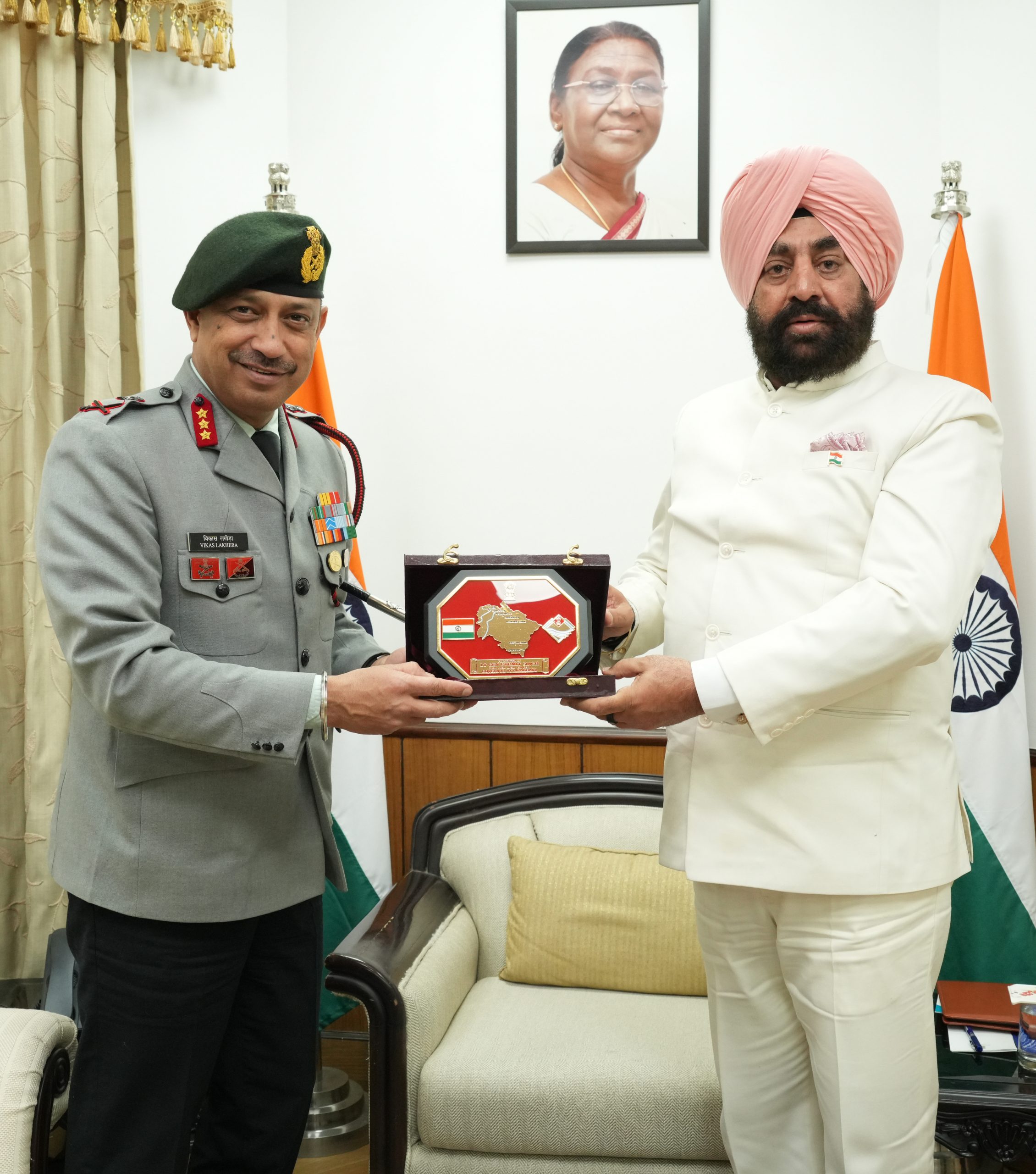 Director General Assam Rifles Lieutenant General Vikas Lakhera paying a courtesy call on Governor Lieutenant General Gurmit Singh (retd).