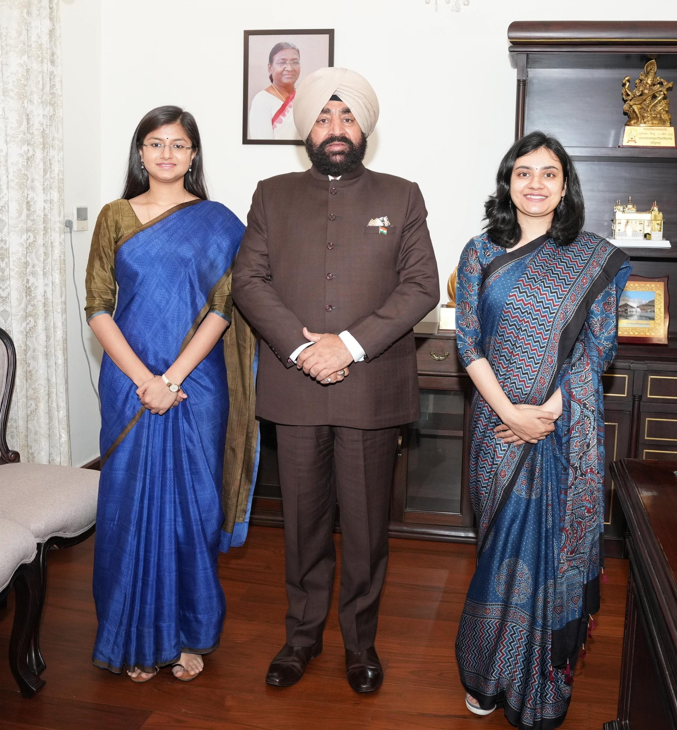 Trainee IAS officers of Uttarakhand cadre, Ms. Gauri Prabhat and Ms. Dikshita Joshi, paying a courtesy call on the Governor.