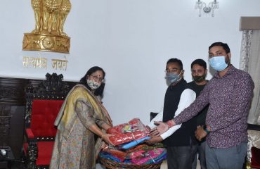 governor sent saris for the marriage of poor girls.