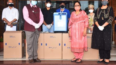 Governor provided 10 Oxygen Concentrators to assist the patients.