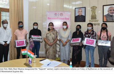 Governor Smt. Baby Rani Maurya inaugurated the “Saparsh” sanitary napkin distribution scheme on Friday at Rajbhawan on the occasion of World Menstruation hygiene day.