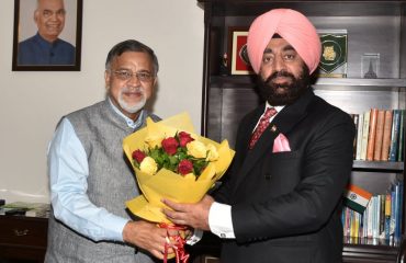 Chief Information Commissioner Shri J P Mamgain called on Governor