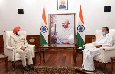 उत्तराखंड के माननीय राज्यपाल ने भारत के माननीय उपराष्ट्रपति से शिष्टाचार भेंट की।