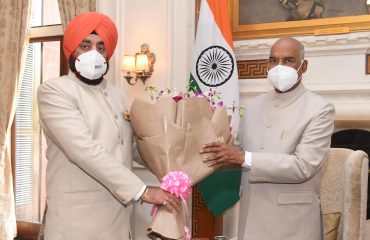 Hon'ble Governor of Uttarakhand courtesy call the Hon'ble President of India.