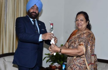 State Railway and Textile minister Government of India Smt Darshana Jardosh called on Governor Lieutenant General (Retired) Gurmit Singh at Raj Bhawan