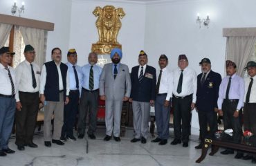 25-09-2021:Delegation of Army met the Governor Lieutenant General (Retired) Shri Gurmit Singh at Raj Bhawan.