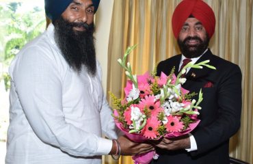 Vice chairman of Uttarakhand Minority Commission Sardar Iqbal Singh called on Governor