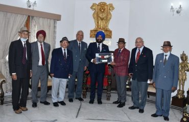 Vice chairman of Dehradun Ex-servicemen Organization Lt. Col B M Thapa called on Governor