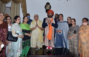 Delegations from various Gurdwara Singh Sabhas meeting the Governor.