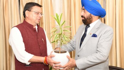 Chief Minister called on Governor at Raj Bhawan on Friday.