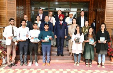 Governor with students on the occasion of National Tribal Pride Day at Raj Bhavan
