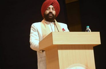 Governor Lt Gen Gurmit Singh (Retd) participated in the first convocation of Patanjali University
