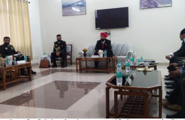 Governor Lt Gen Gurmeet Singh (Retd) while talking to high officials in Champawat district.