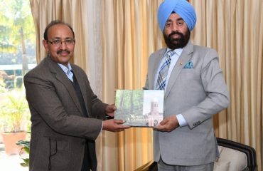 Director of Forest Research Institute, Dehradun, Shri Arun Singh Rawat called on Governor.