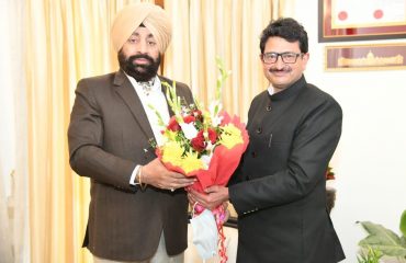 A courtesy call on the Governor was given by District Judge Shri Pradeep Pant at Raj Bhavan on Monday.