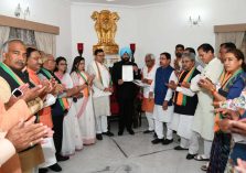 request letter for the formation of the new cabinet under the leadership of Shri Pushkar Singh Dhami was submitted to the Governor.;?>