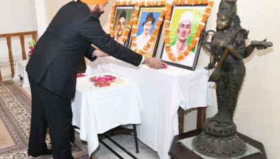 Governor paid emotional tributes to Shaheed Bhagat Singh, Sukhdev and Rajguru.