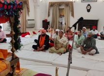 राज्यपाल ने उत्तराखंड देवभूमि की सुख-समृद्धि के लिए श्री अखण्ड पाठ का आयोजन किया है।;?>