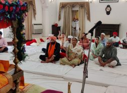 Governor has organized Shri Akhand Path for the happiness and prosperity of Uttarakhand Devbhoomi.